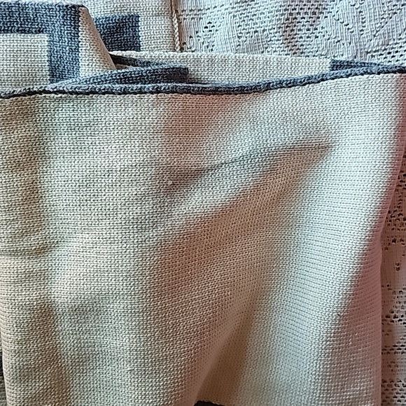 Chanel Grey & Cream Scarf - Picture 3 of 7